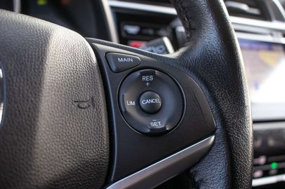 Car image 37