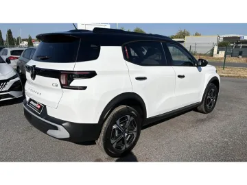 Car image 27