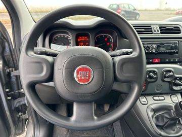 Car image 14