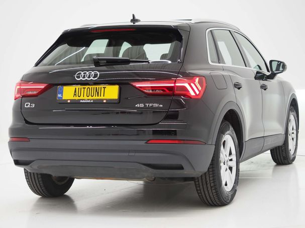 Audi Q3 45 TFSIe 180 kW image number 9