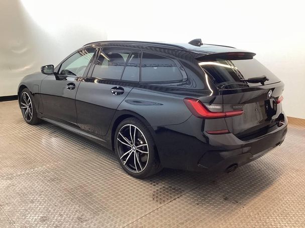 BMW 330 e Touring M Sport 215 kW image number 5