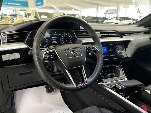 Audi Q8 50 quattro e-tron Sportback 250 kW image number 12