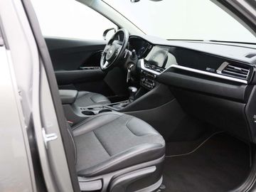 Car image 37