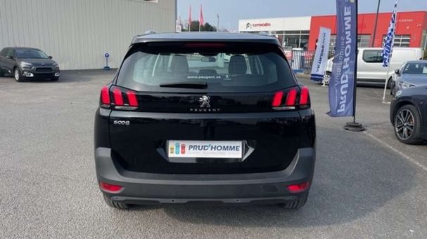 Peugeot 5008 PureTech 130 Active 96 kW image number 2