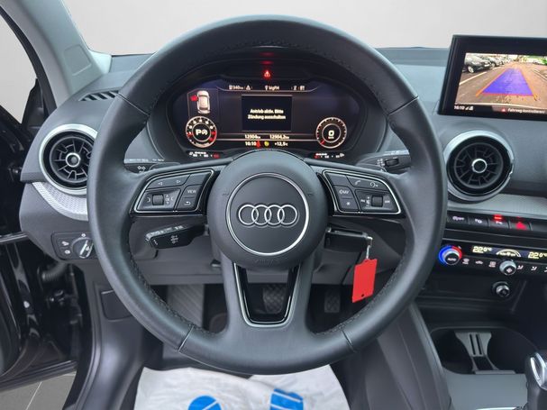 Audi Q2 35 TFSI S-line 110 kW image number 9