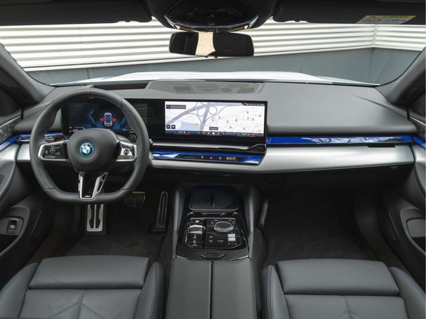 BMW 530 e 220 kW image number 15