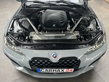 Car image 32