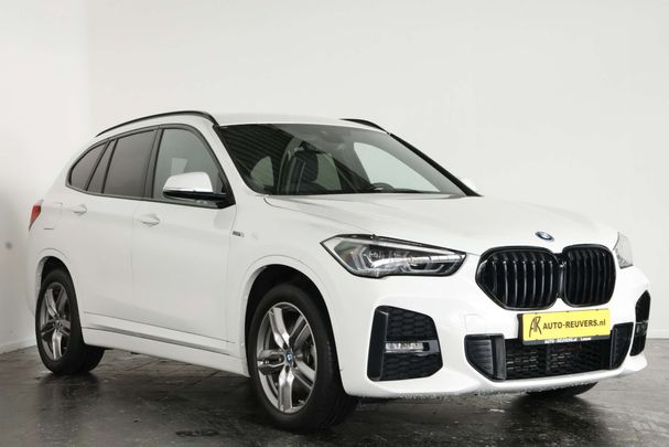 BMW X1 25e xDrive 163 kW image number 2