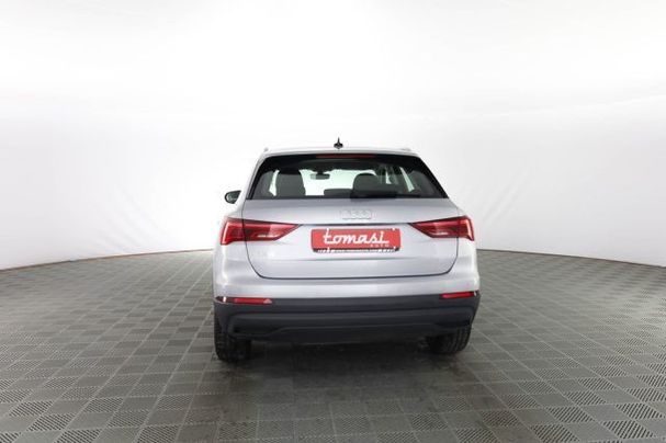 Audi Q3 35 TDI S tronic Business 110 kW image number 4