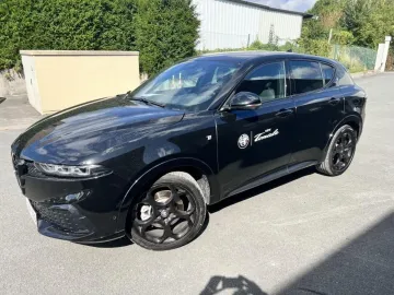 Car image 26
