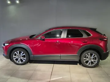 Car image 3