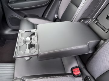 Car image 43