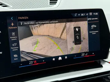 Car image 35