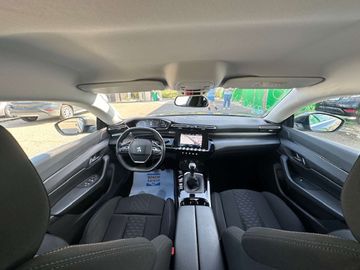 Car image 24