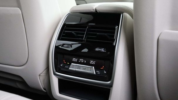 BMW X5 50e xDrive 360 kW image number 29