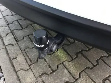 Car image 45