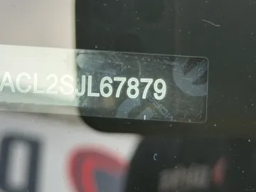 Car image 33