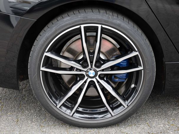 BMW 330e M Sport xDrive 215 kW image number 9