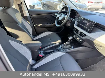 Car image 39