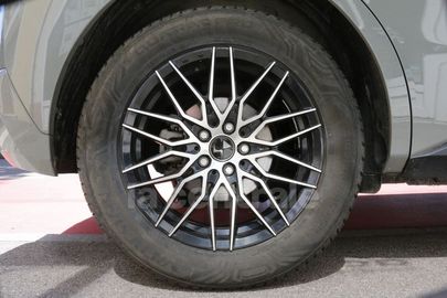 Car image 31