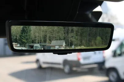 Car image 41