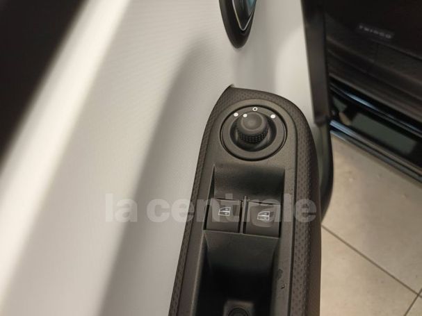 Renault Twingo SCe 65 48 kW image number 28