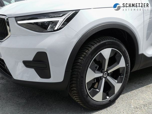 Volvo XC40 Core 120 kW image number 5