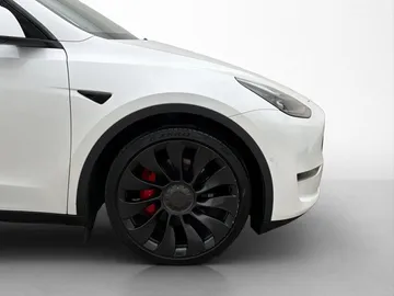 Car image 29