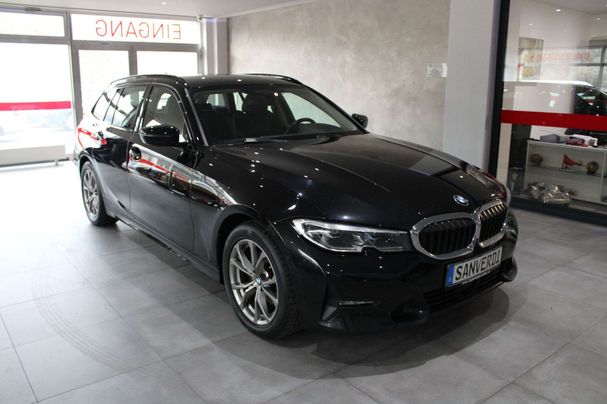 BMW 320d Touring 140 kW image number 2