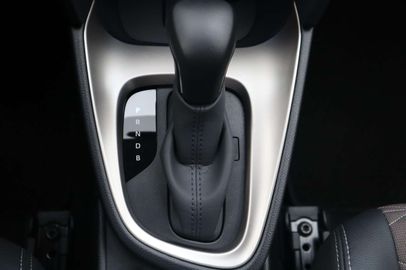 Car image 30