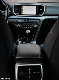 Car image 32