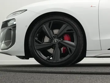 Car image 47