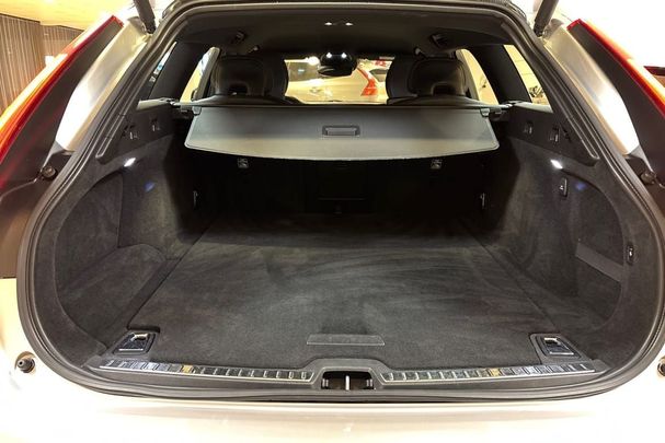 Volvo V90 D4 141 kW image number 14