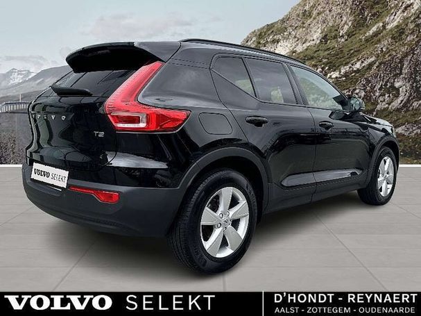 Volvo XC40 T2 Momentum 95 kW image number 3