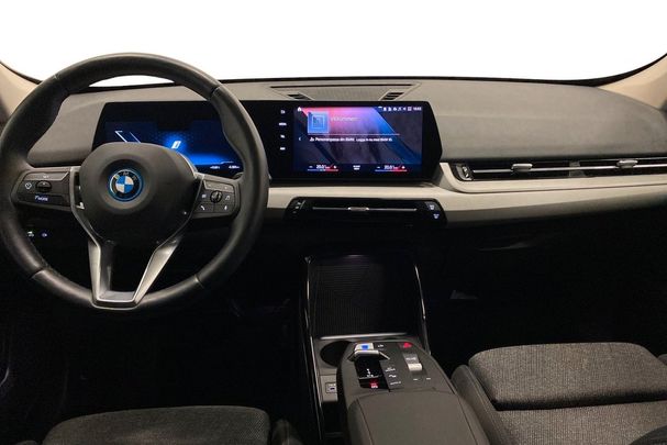 BMW iX1 xDrive30 225 kW image number 13