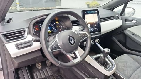 Car image 11