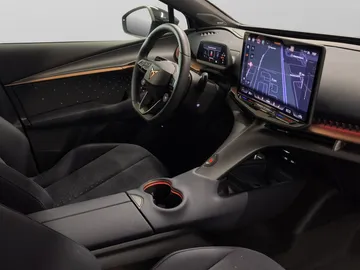Car image 21