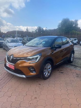 Renault Captur Blue dCi 115 85 kW image number 1