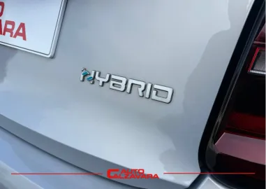 Car image 24