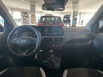 Car image 16