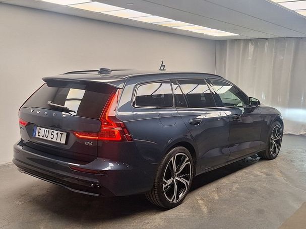 Volvo V60 B4 Plus 147 kW image number 3