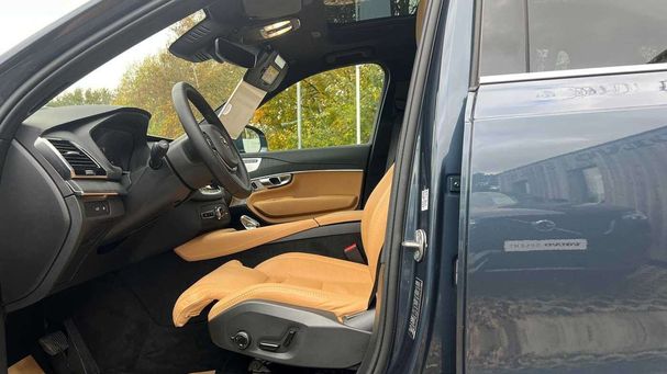 Volvo XC90 T8 335 kW image number 24