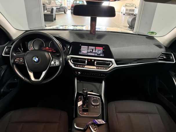 BMW 320d Touring Advantage 140 kW image number 14