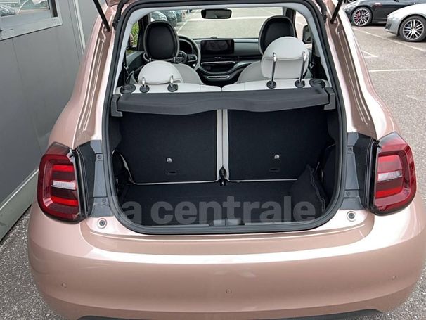 Fiat 500 e 70 kW image number 13