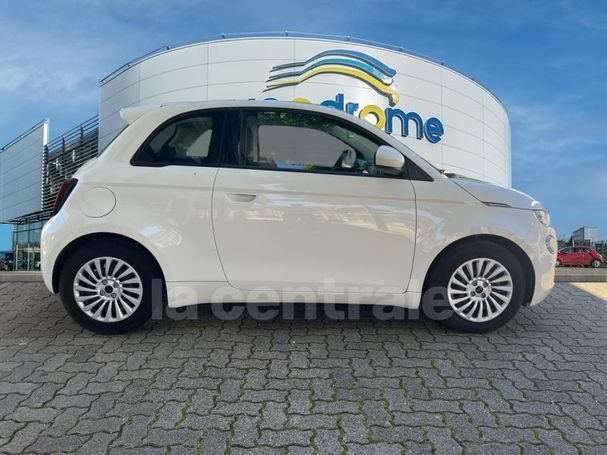 Fiat 500 e 88 kW image number 18