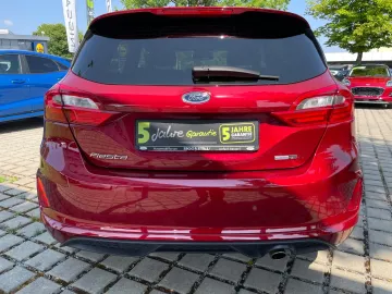 Car image 27