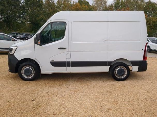 Renault Master Z.E. L1H2 57 kW image number 2