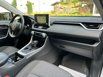 Car image 15