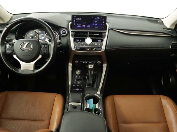 Lexus NX 300 h AWD 145 kW image number 4