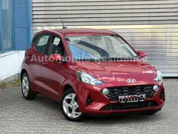 Car image 3